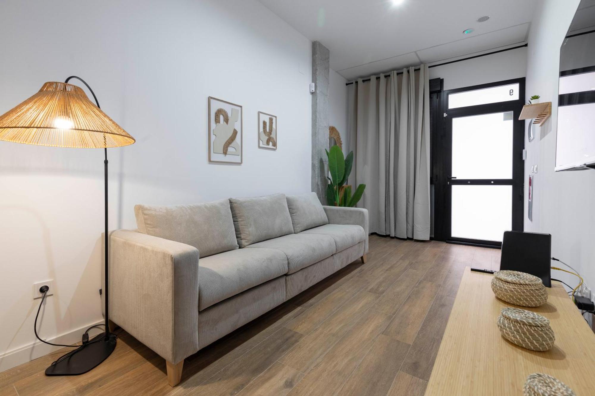 Travel Habitat Mediterranean Suites Valencia Eksteriør bilde