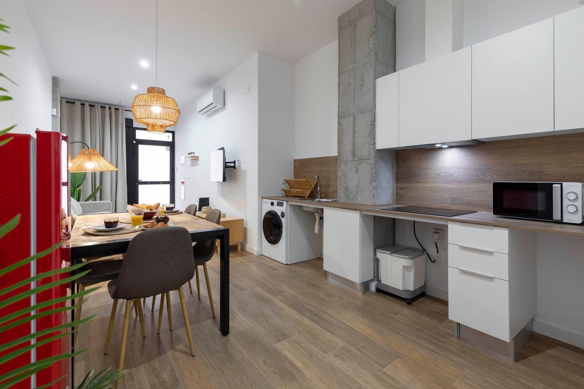 Travel Habitat Mediterranean Suites Valencia Eksteriør bilde