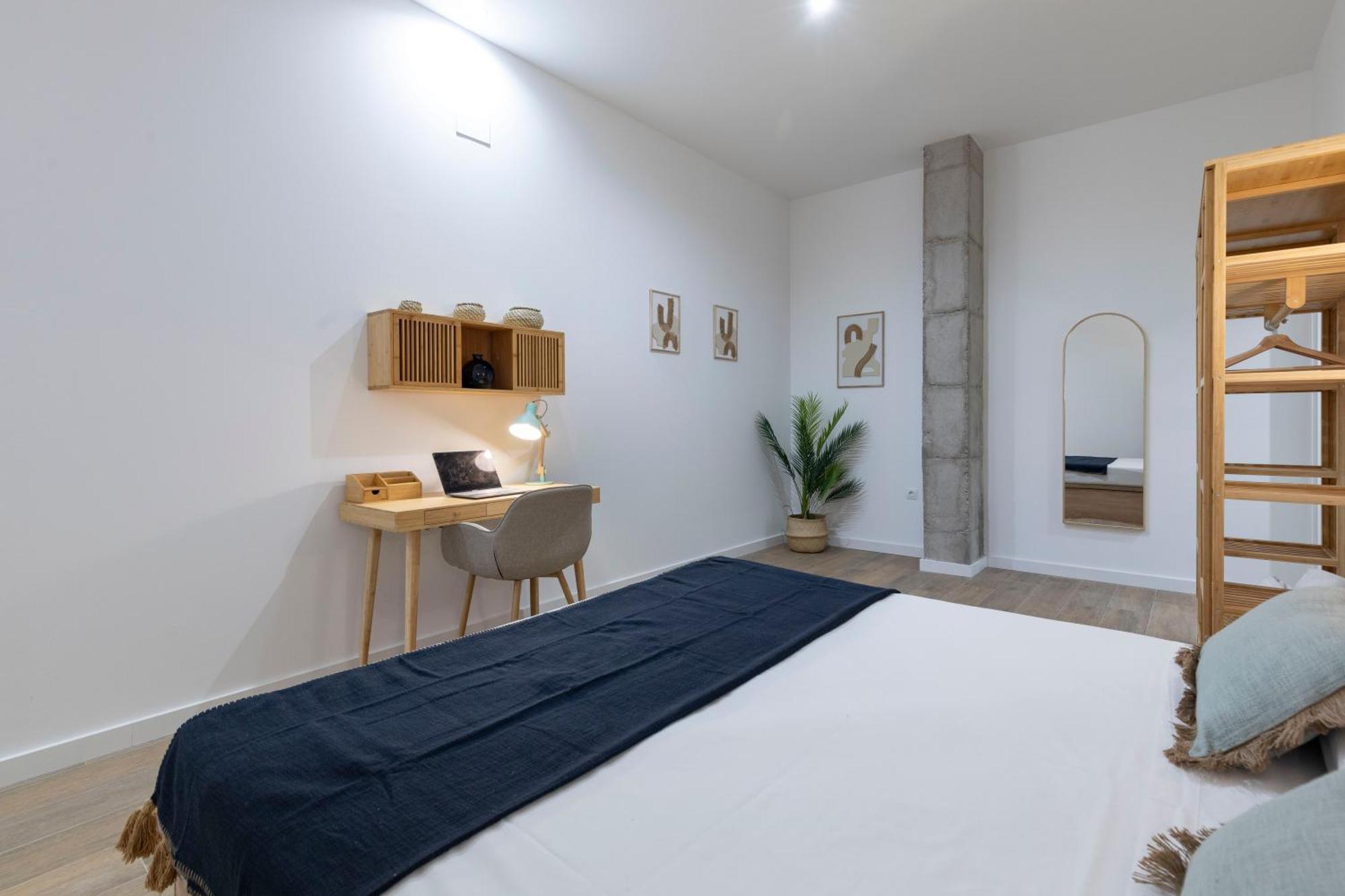 Travel Habitat Mediterranean Suites Valencia Eksteriør bilde