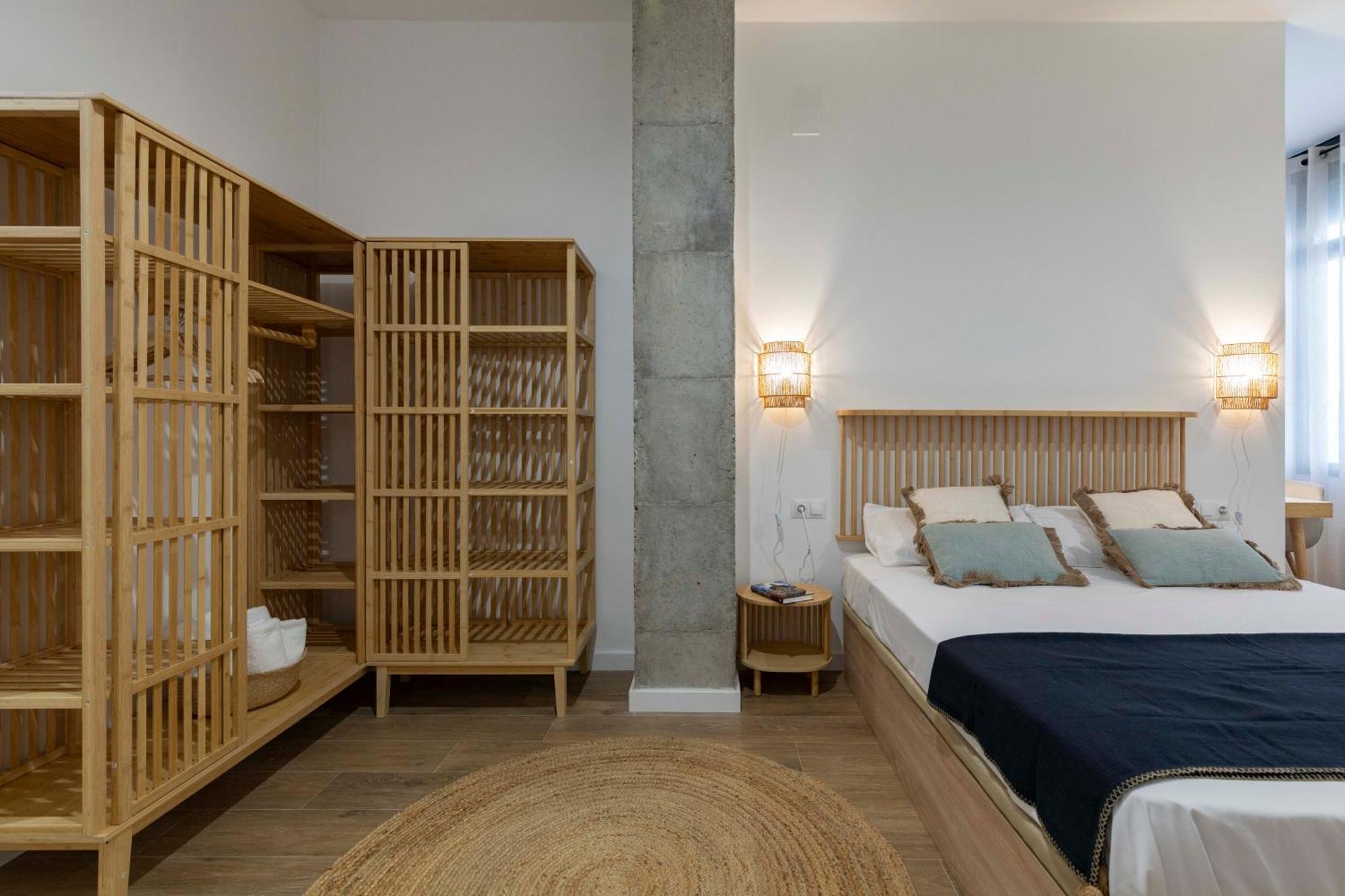 Travel Habitat Mediterranean Suites Valencia Eksteriør bilde