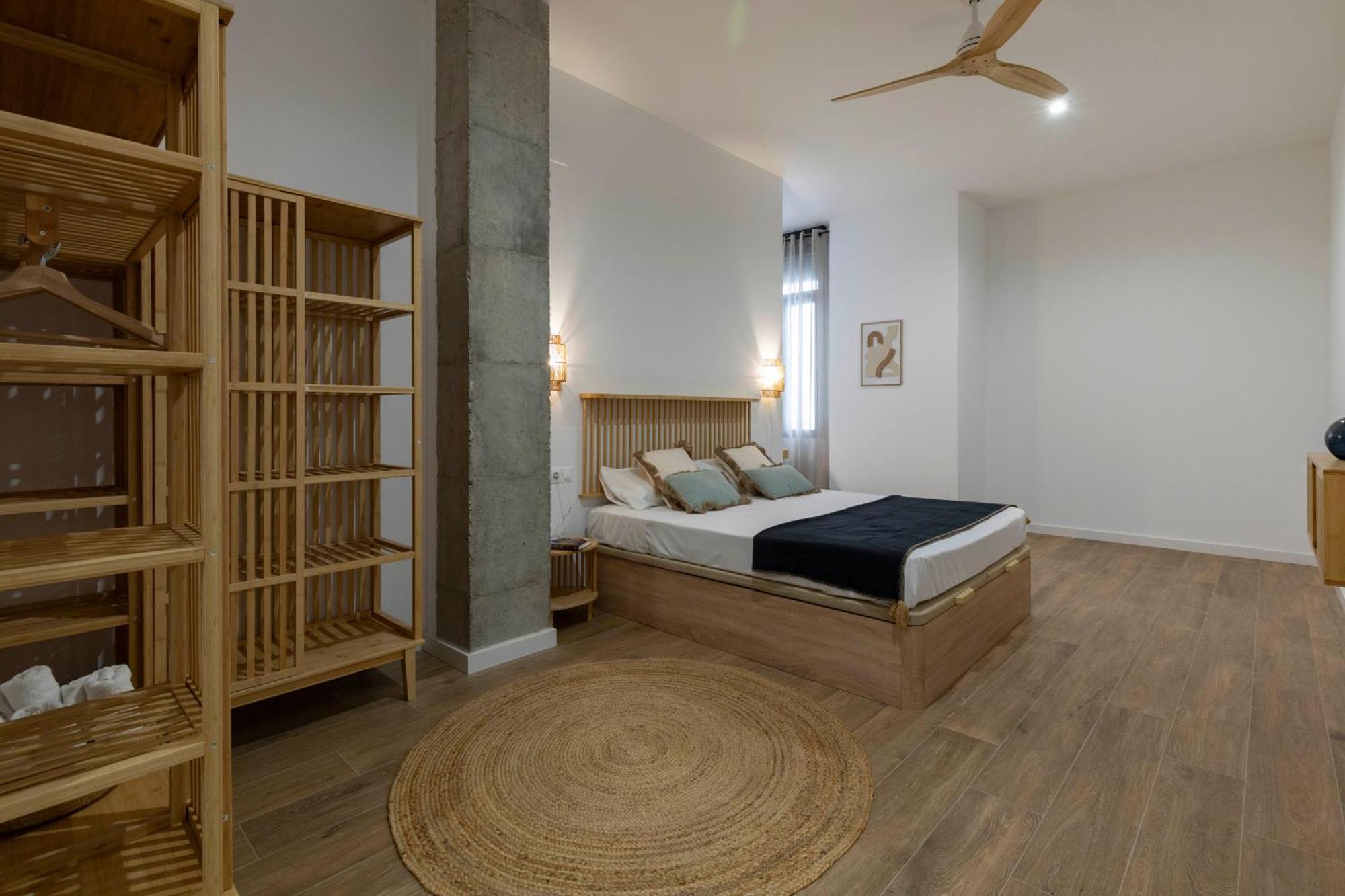 Travel Habitat Mediterranean Suites Valencia Eksteriør bilde