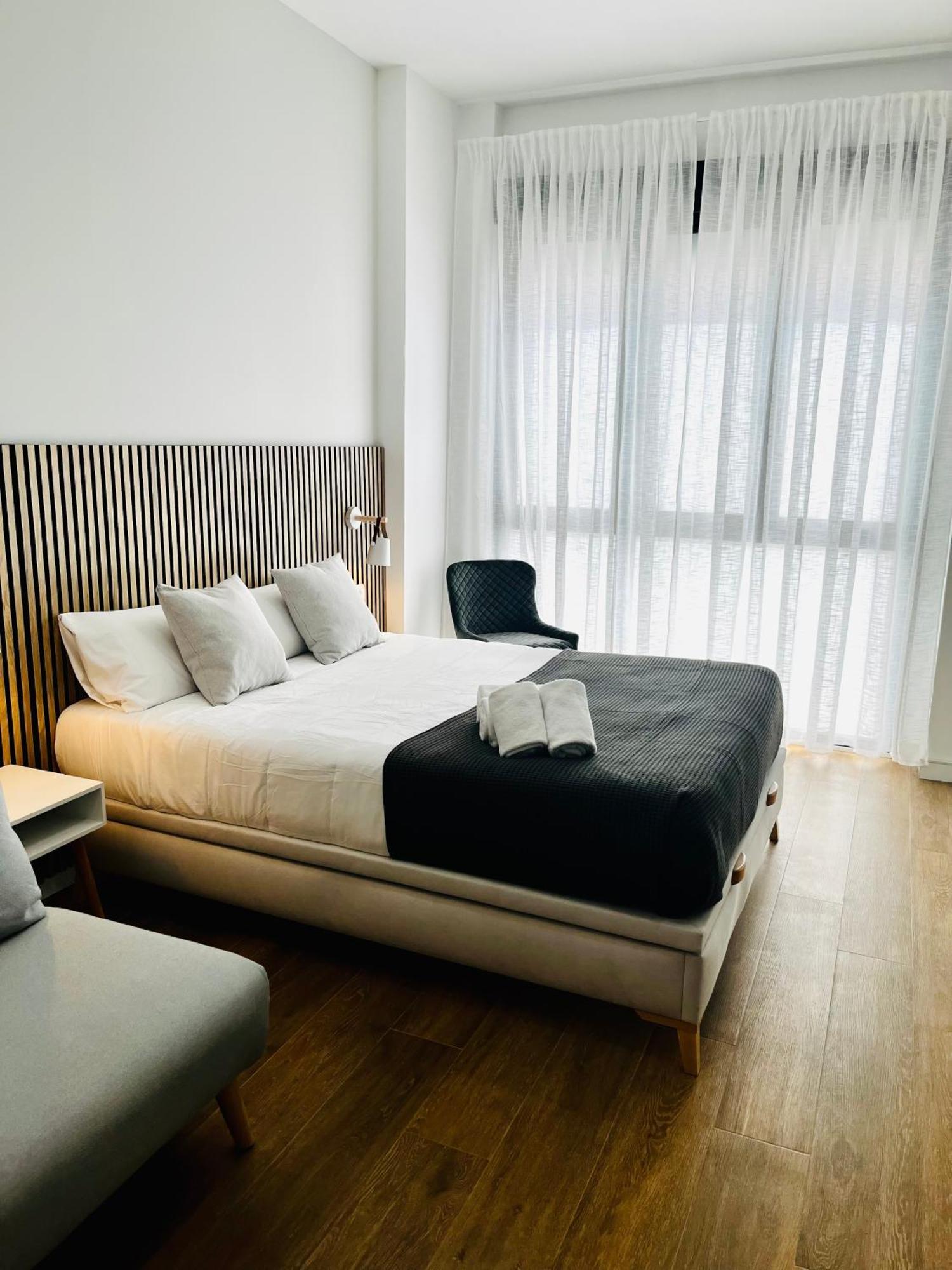 Travel Habitat Mediterranean Suites Valencia Rom bilde